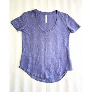The Group by Babaton XS Purple Linen Knit V-Neck Short Sleeve Tee
